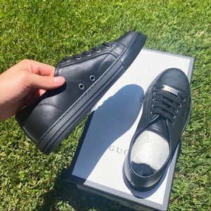 Gucci Black Leather Miro Soft Logo sneaker